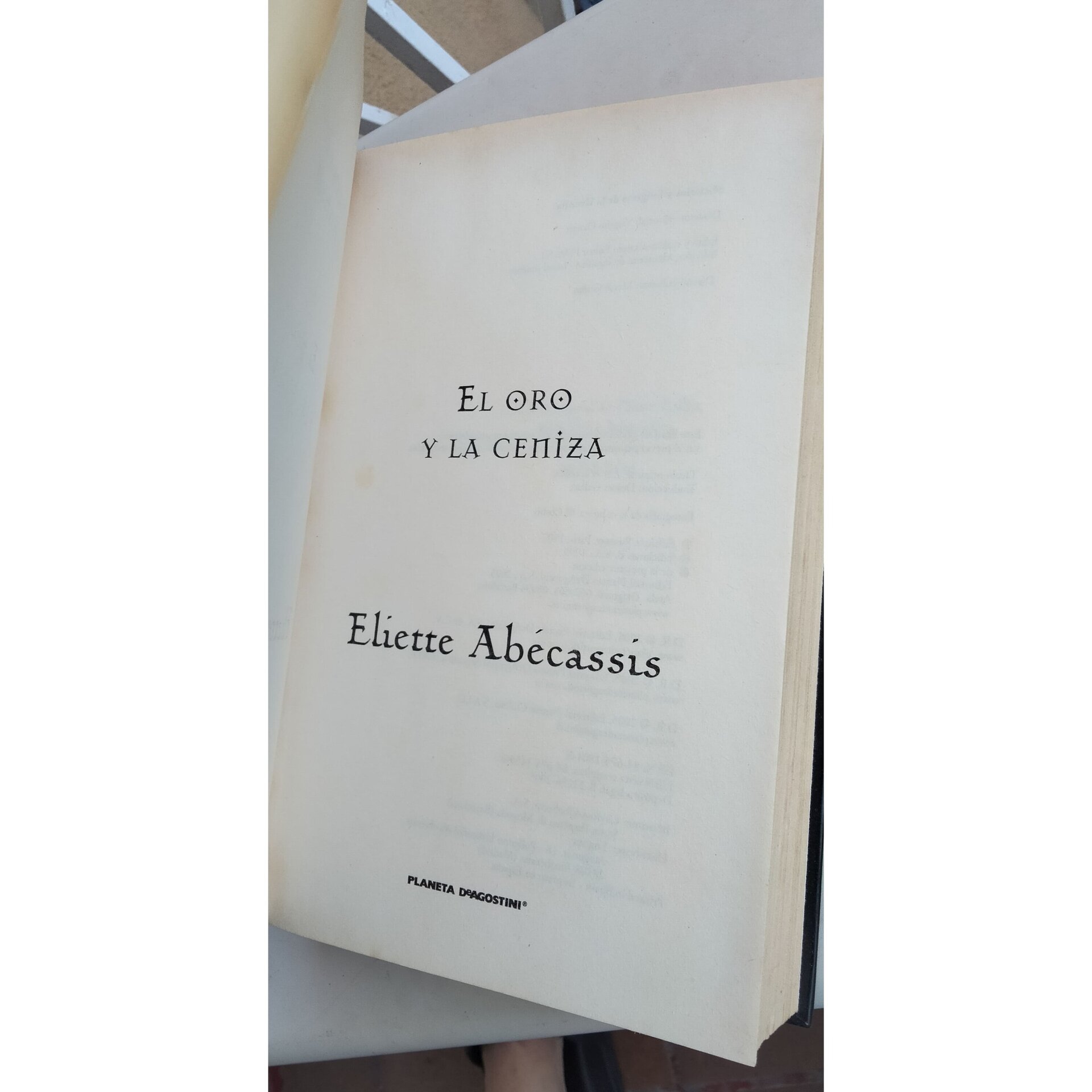 El oro y la ceniza - 4