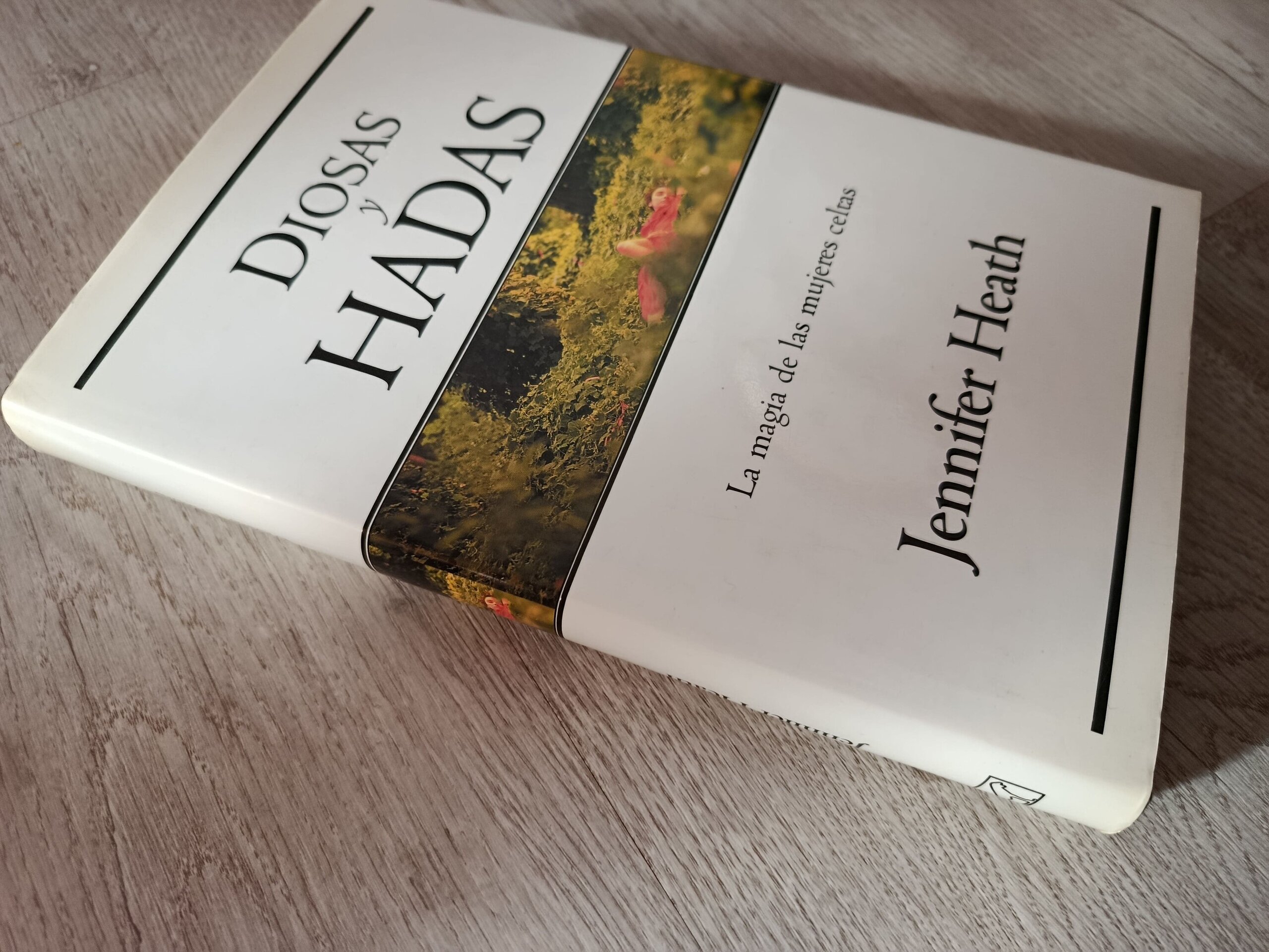 Diosas y Hadas - La magia de las mujeres celtas - libro - 2