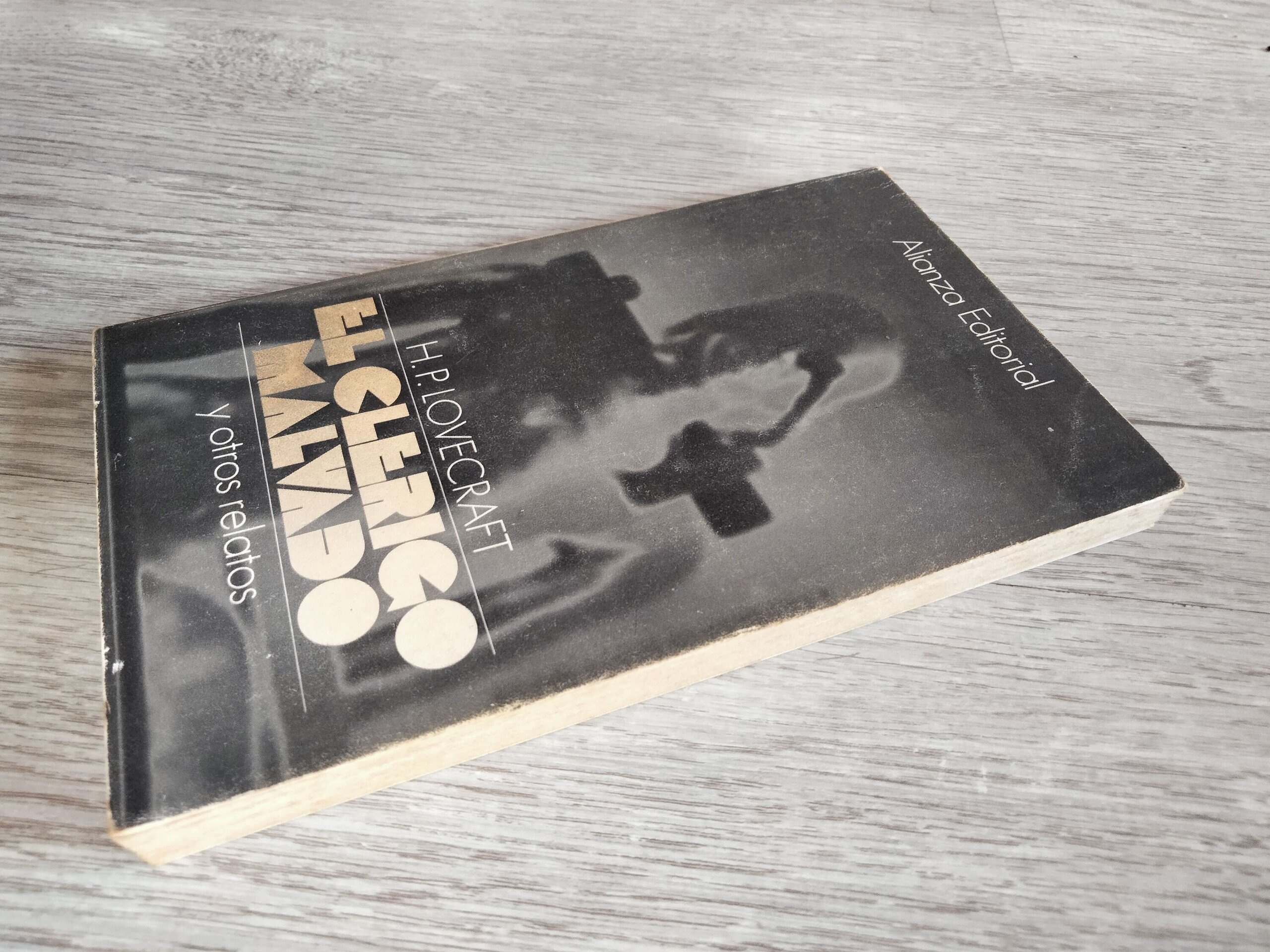 H.P. Lovecraft - El clérigo malvado - 2